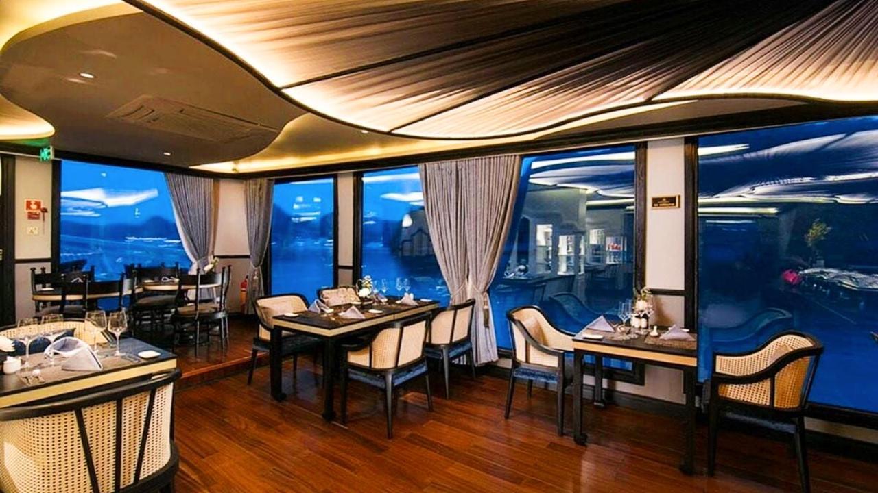 Lotus Elegance Cruise Otel Ha Long Dış mekan fotoğraf