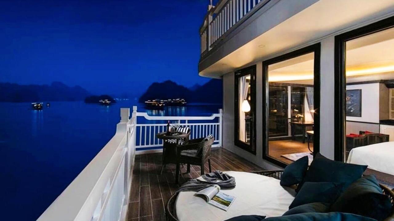 Lotus Elegance Cruise Otel Ha Long Dış mekan fotoğraf