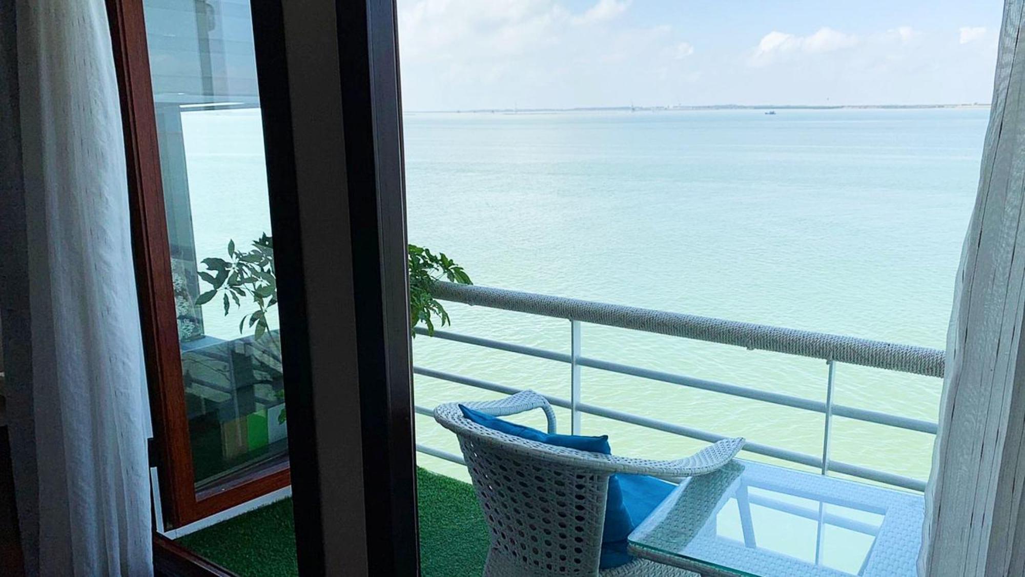 Lotus Elegance Cruise Otel Ha Long Dış mekan fotoğraf