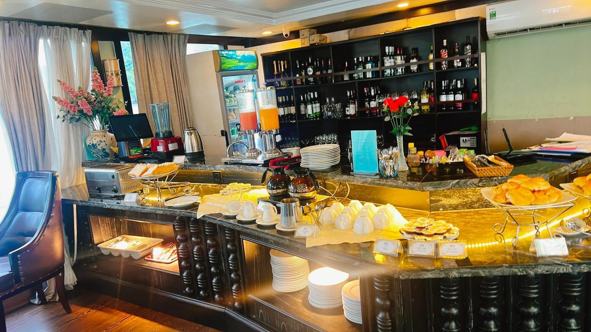 Lotus Elegance Cruise Otel Ha Long Dış mekan fotoğraf