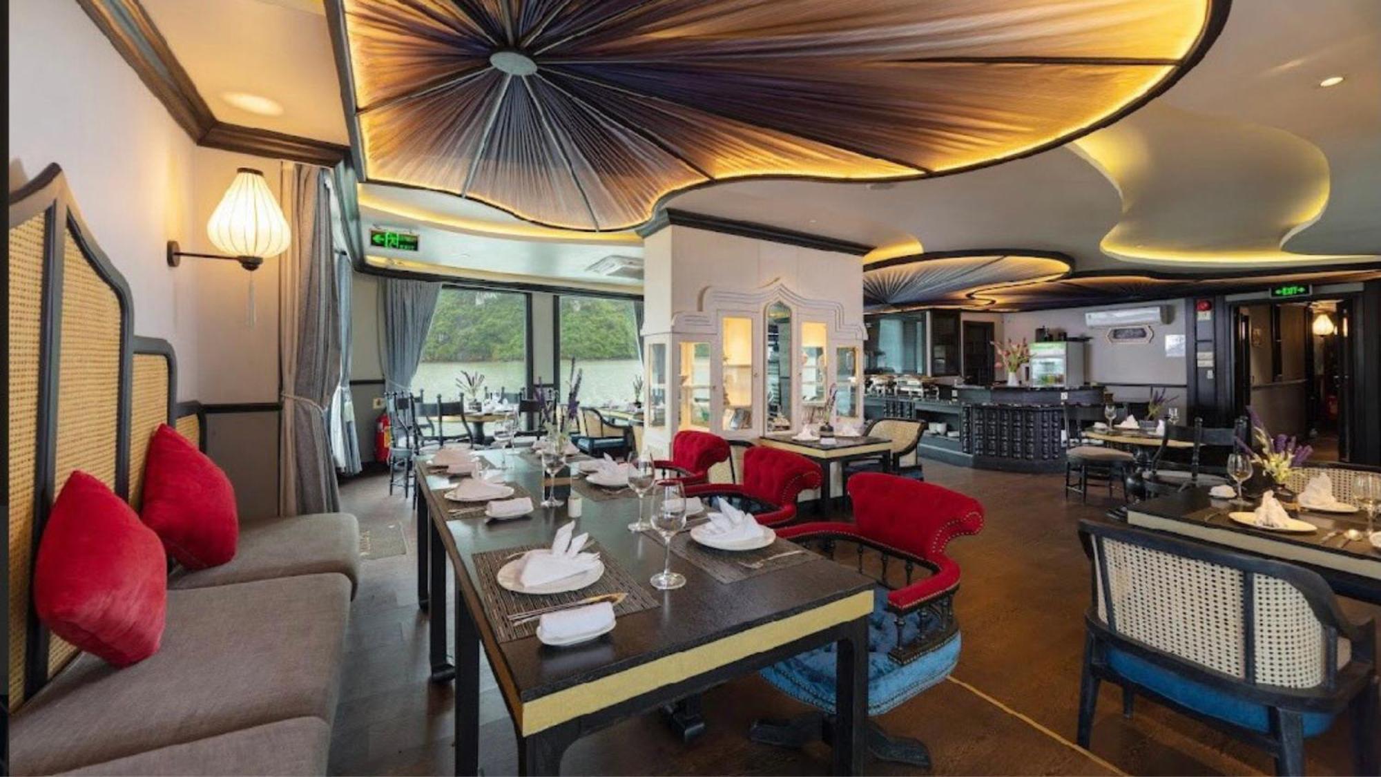 Lotus Elegance Cruise Otel Ha Long Dış mekan fotoğraf