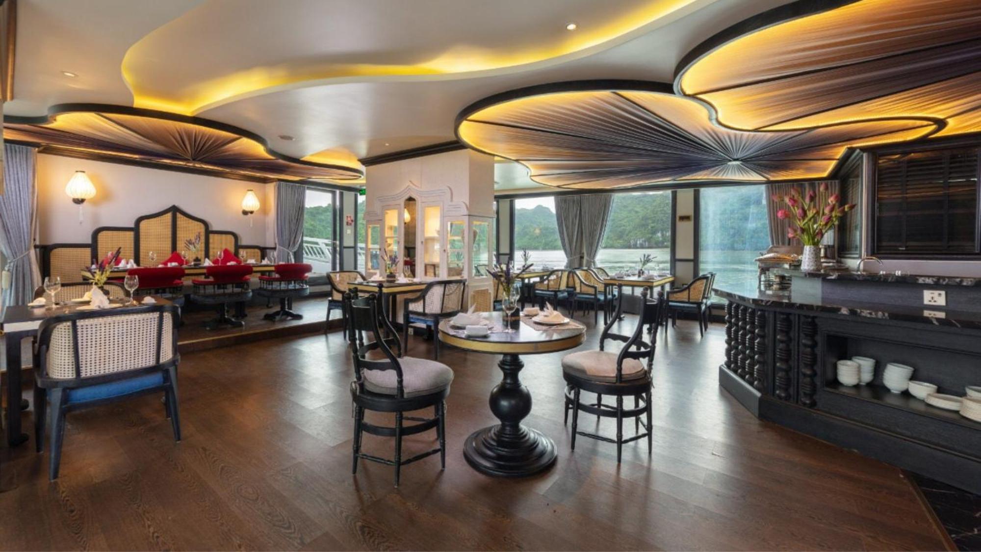 Lotus Elegance Cruise Otel Ha Long Dış mekan fotoğraf